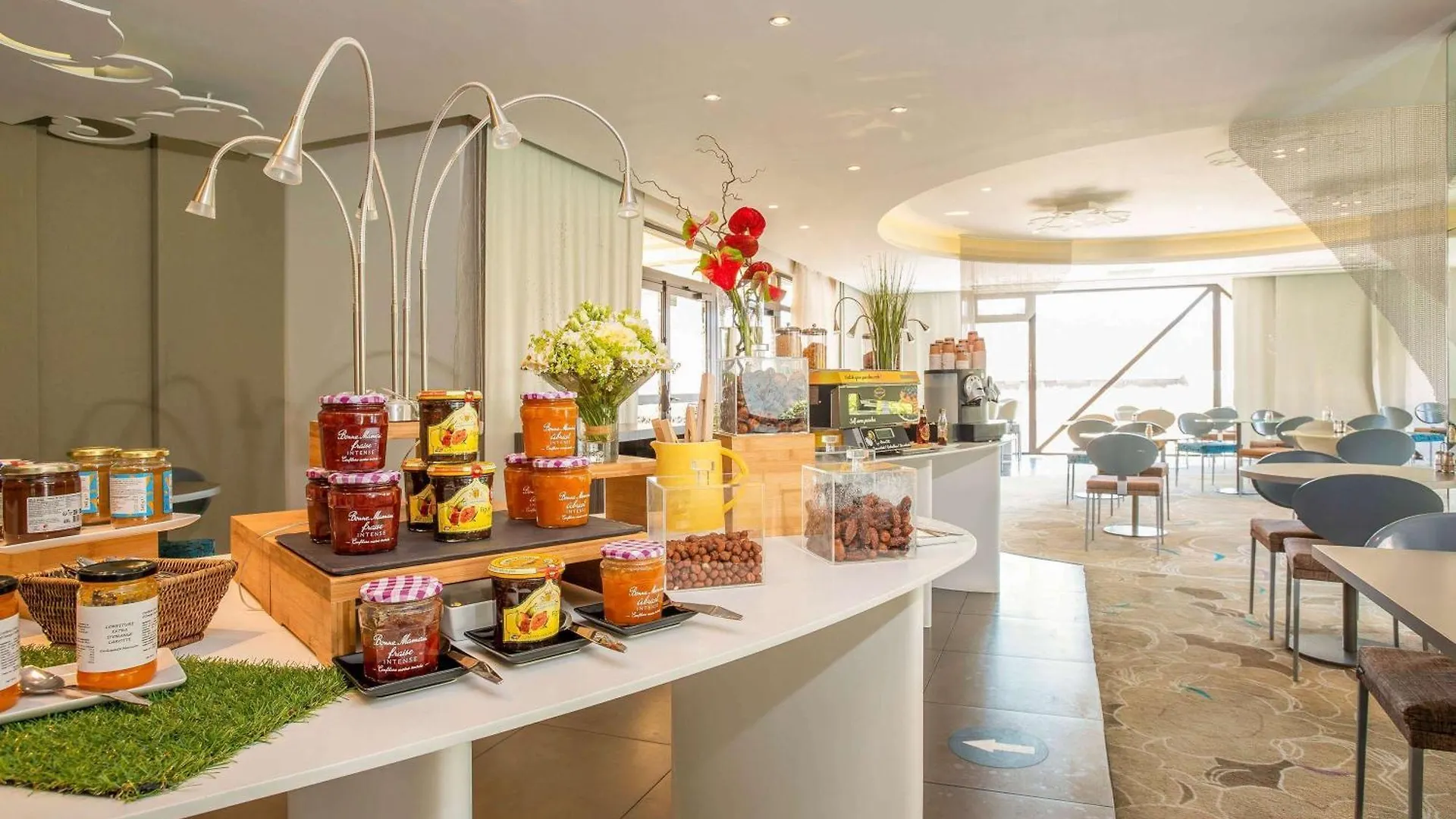 **** Hotel Mercure Marseille Centre Vieux Port France